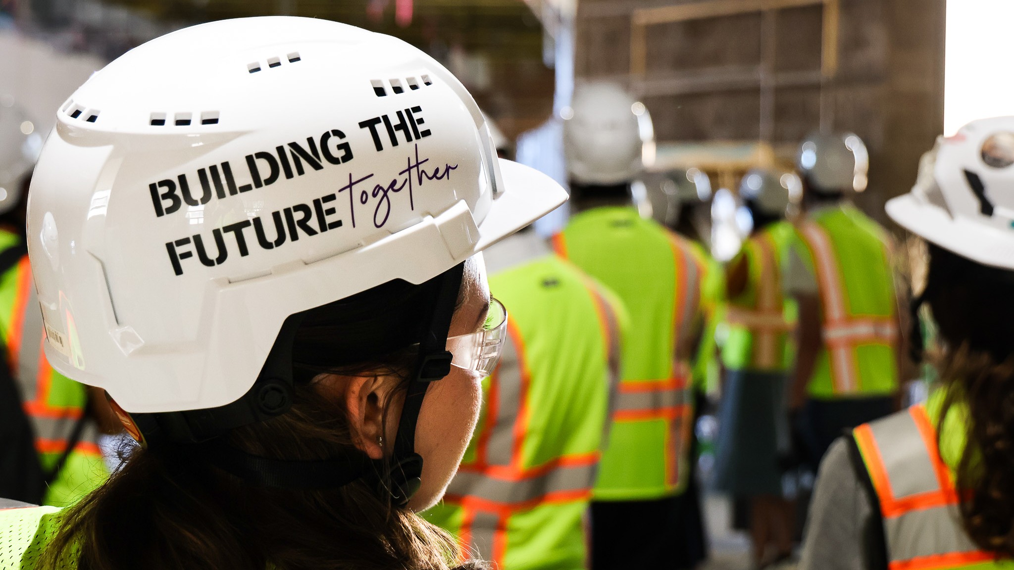 Hardhat with Measure HH Message