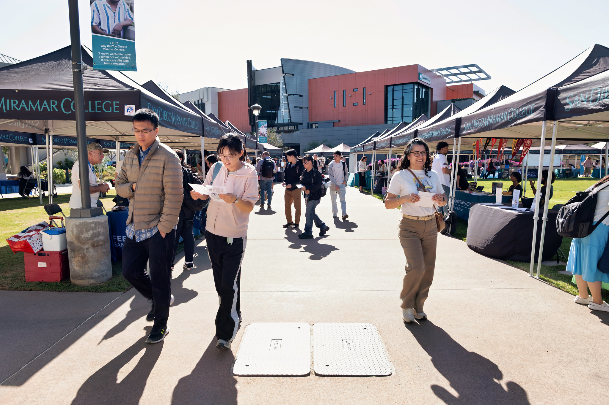 
Miramar welcome booths.

