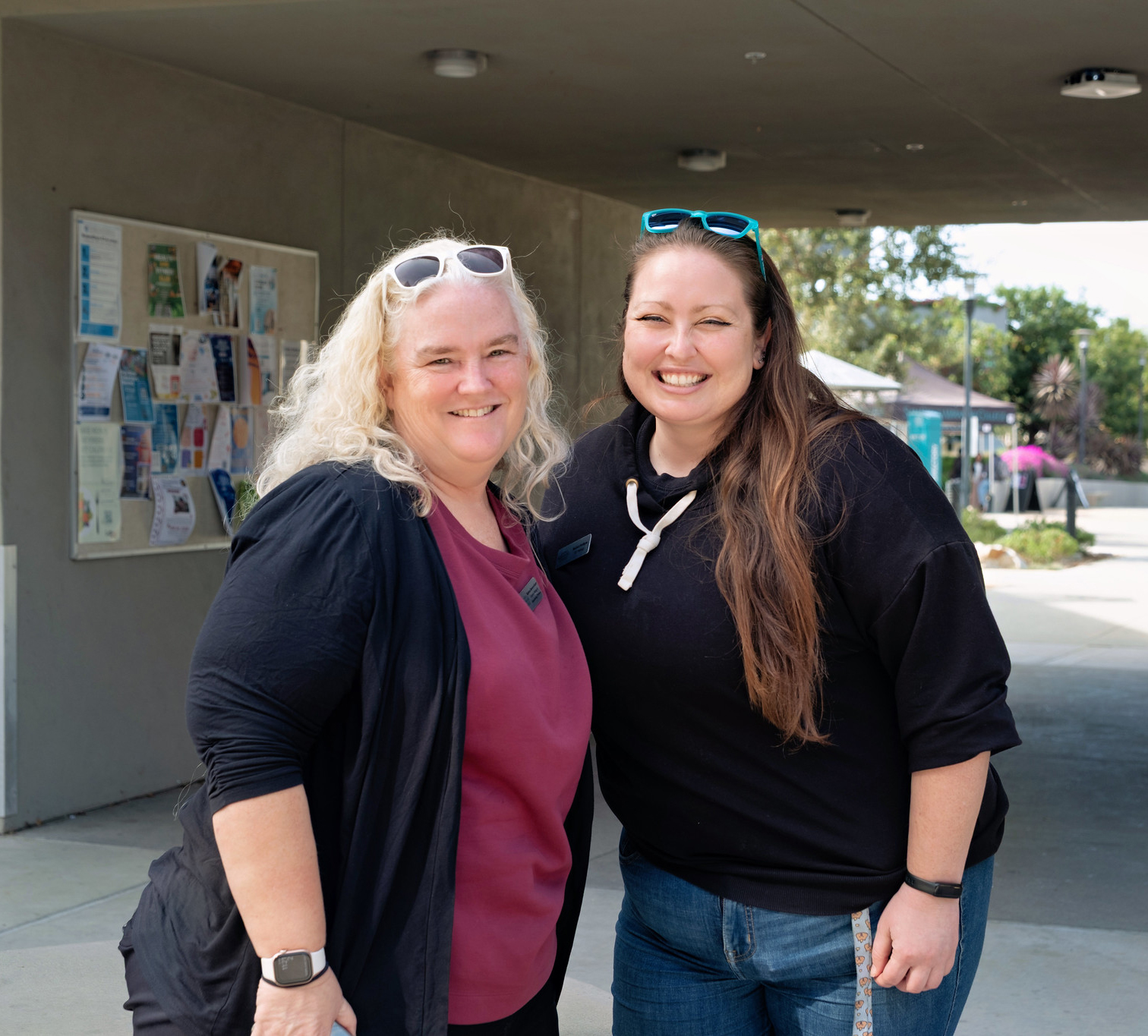 
Two ladies on the Miramar campus.
